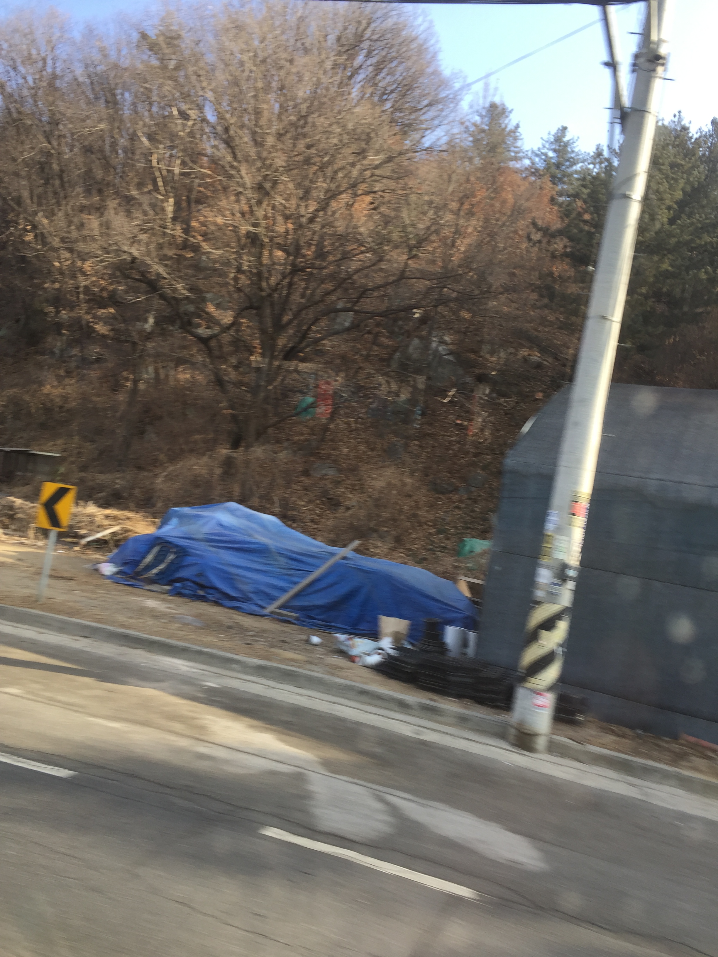 안보이는곳에서 도대체 무엇을 하는건지...