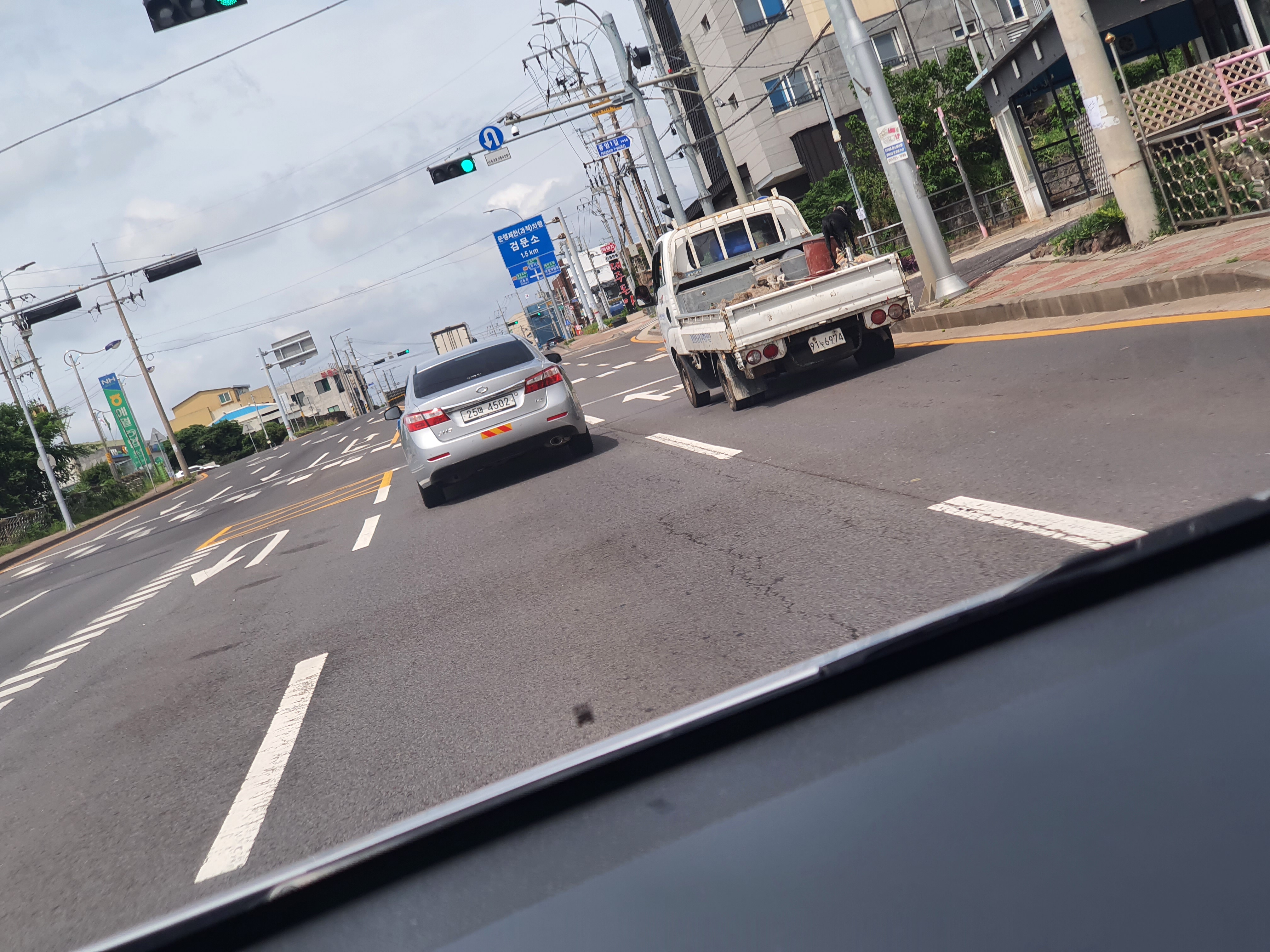 위험해보여서 제보드려요