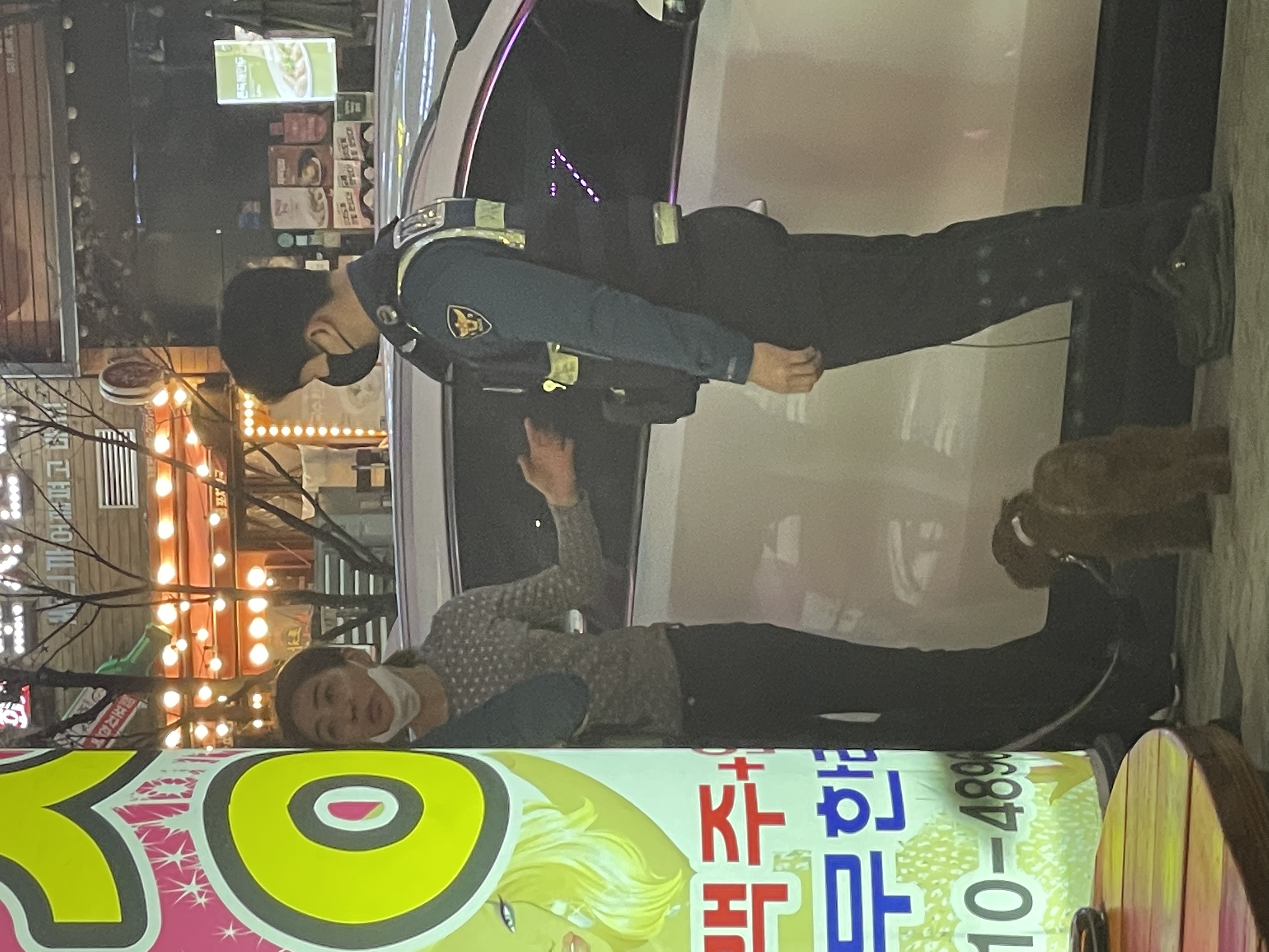 용인시 보정동 길거리 주차장 차에 1달째 방치 