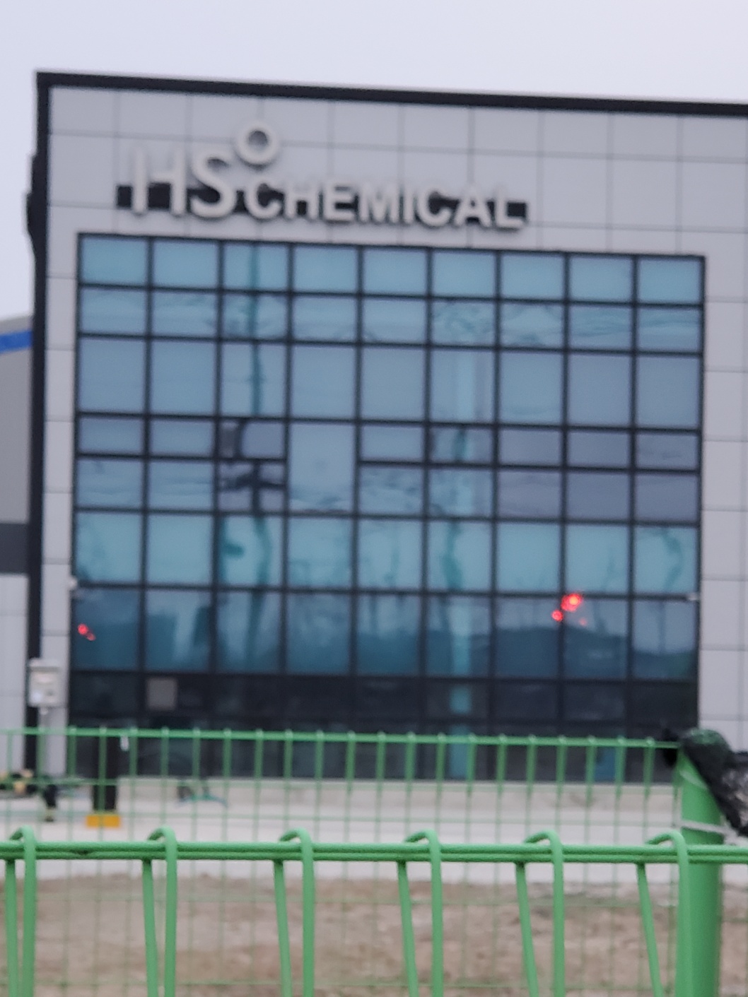 강아지를 좀 행복하게 해줄수는 없는지요?