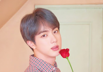 방탄소년단 멤버 진 팬클럽의 후원금 전달