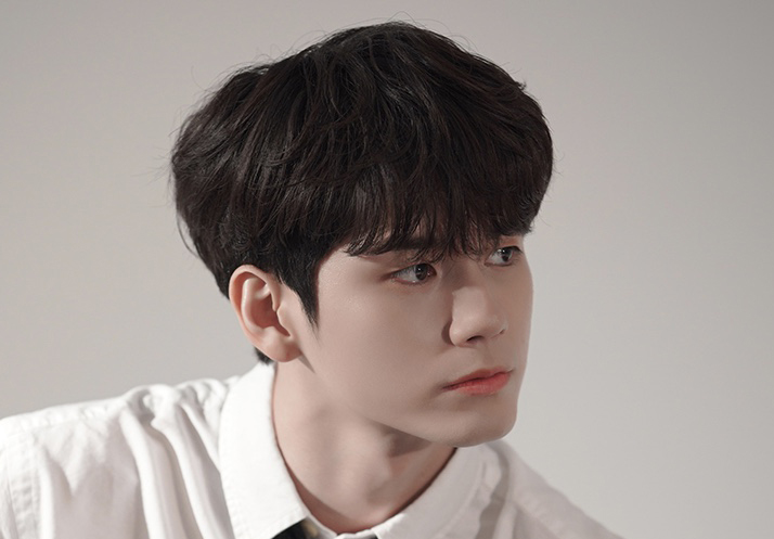 옹성우 팬클럽의 후원금 전달