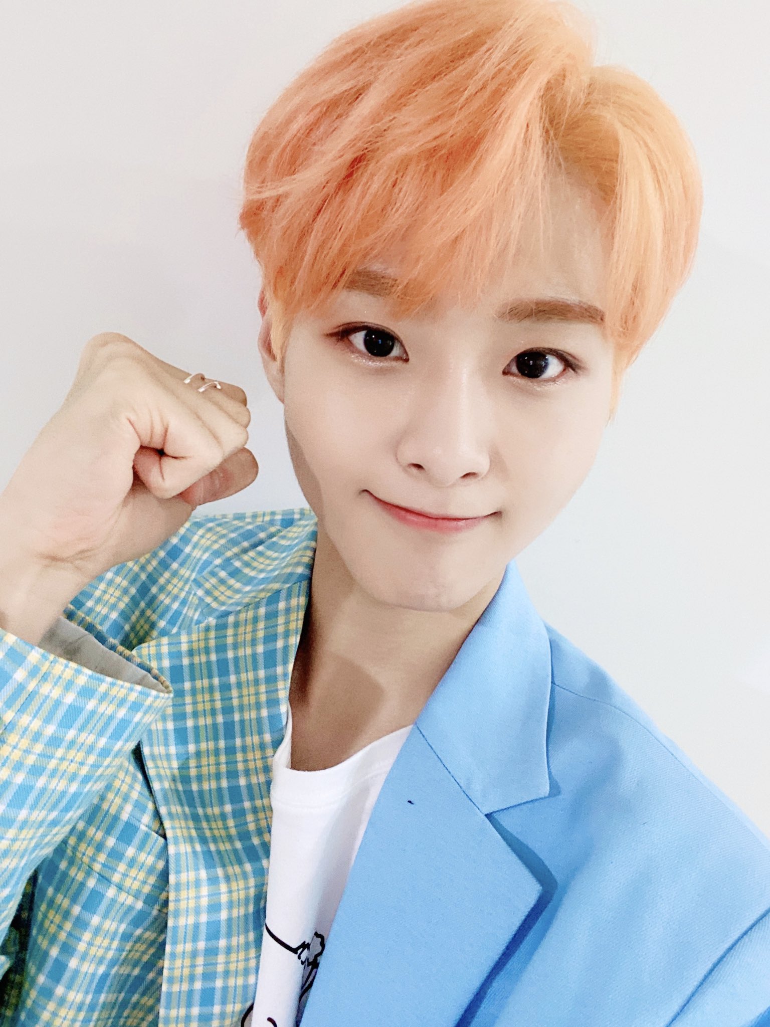 TOO 제롬 팬클럽의 후원금 전달
