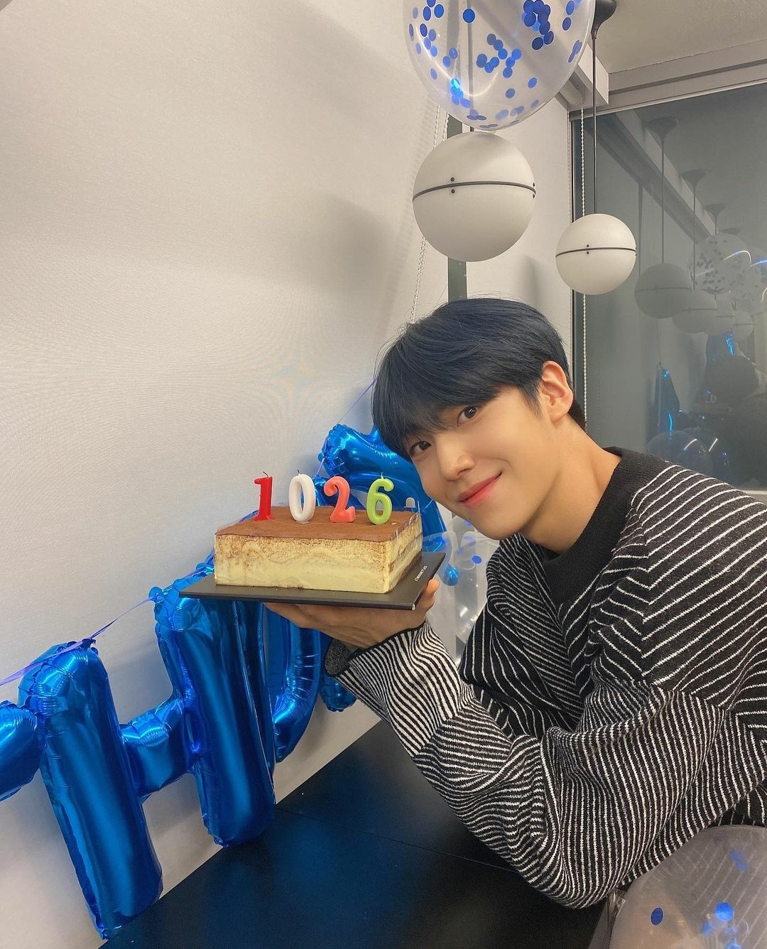 X1(엑스원) 이은상 팬클럽의 후원금 전달